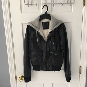 Obey black bomber jacket w attached hoodie. Size S